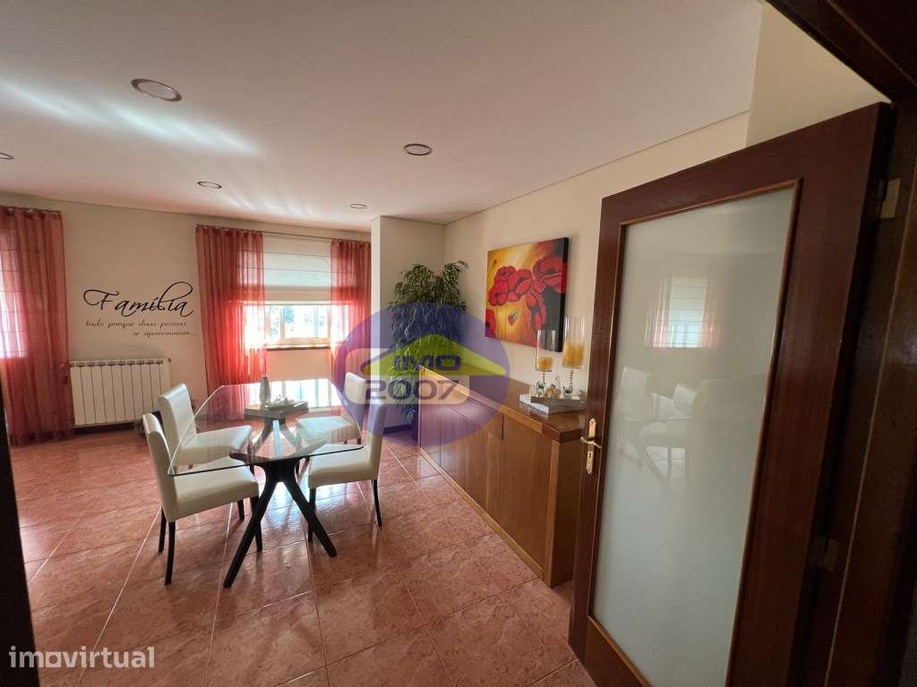 Apartamento T3 em Mozelos - Grande imagem: 2/27