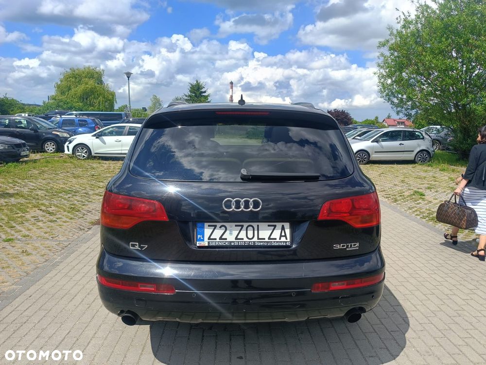 Audi Q7 3.0 TDI Quattro Tiptronic - 4