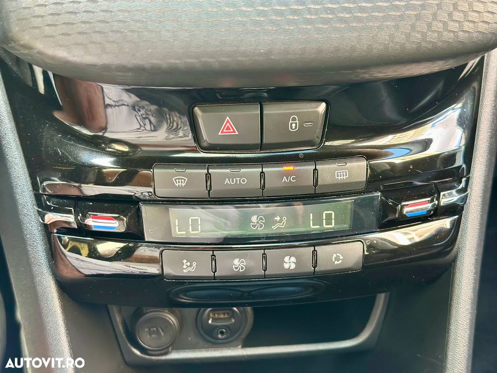 Peugeot 2008 - 21