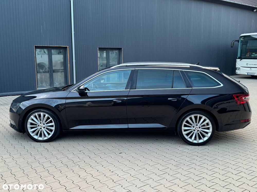 Skoda Superb 2.0 TDI Sportline DSG - 10