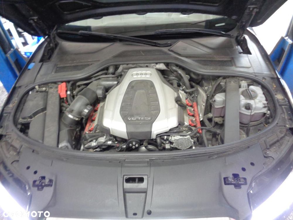 Audi A8 - 26
