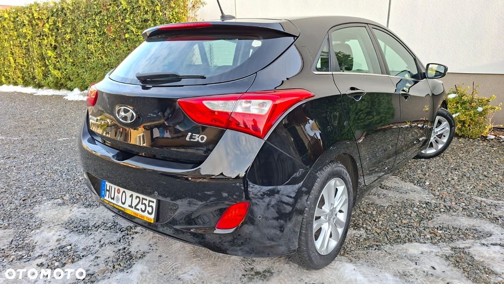 Hyundai i30 i30cw 1.4 Fifa World Cup Edition - 4