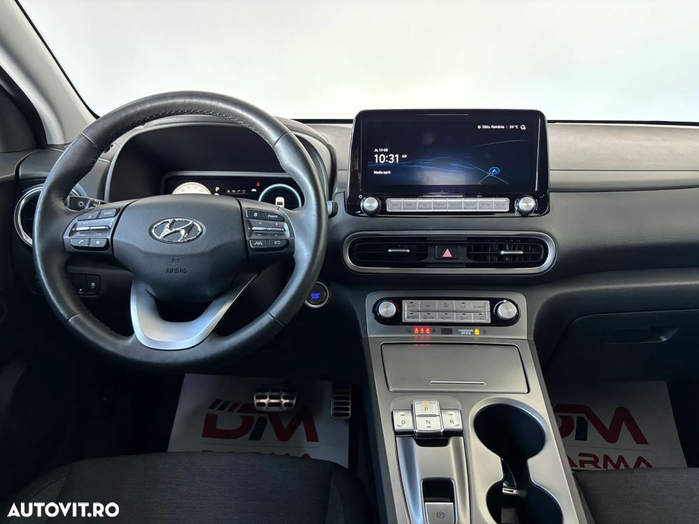Hyundai KONA Select - 9