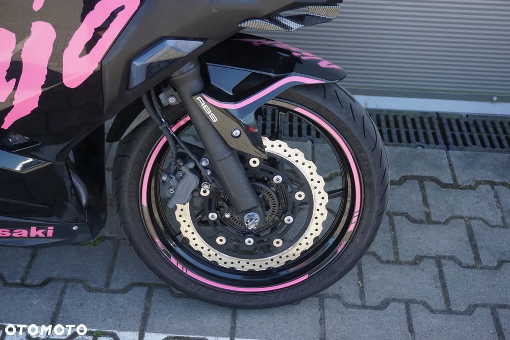 Kawasaki Ninja - 9