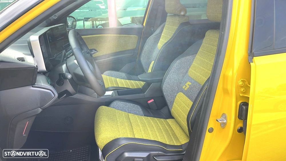 Renault 5 E-Tech 52 kWh Evolution Autonomia Conforto - 25