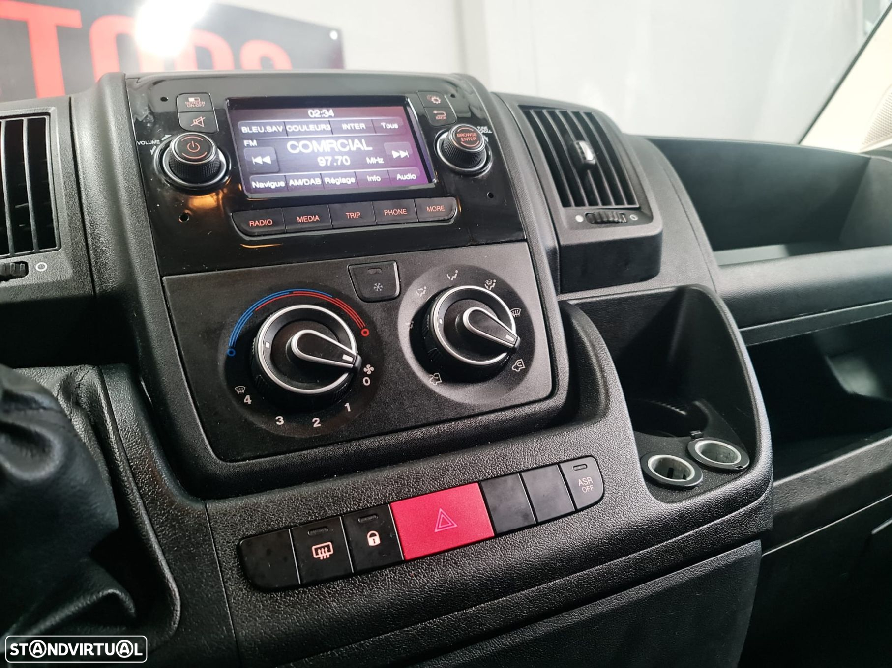 Peugeot Boxer 2.2 BlueHDi 333 L2 CD - 19