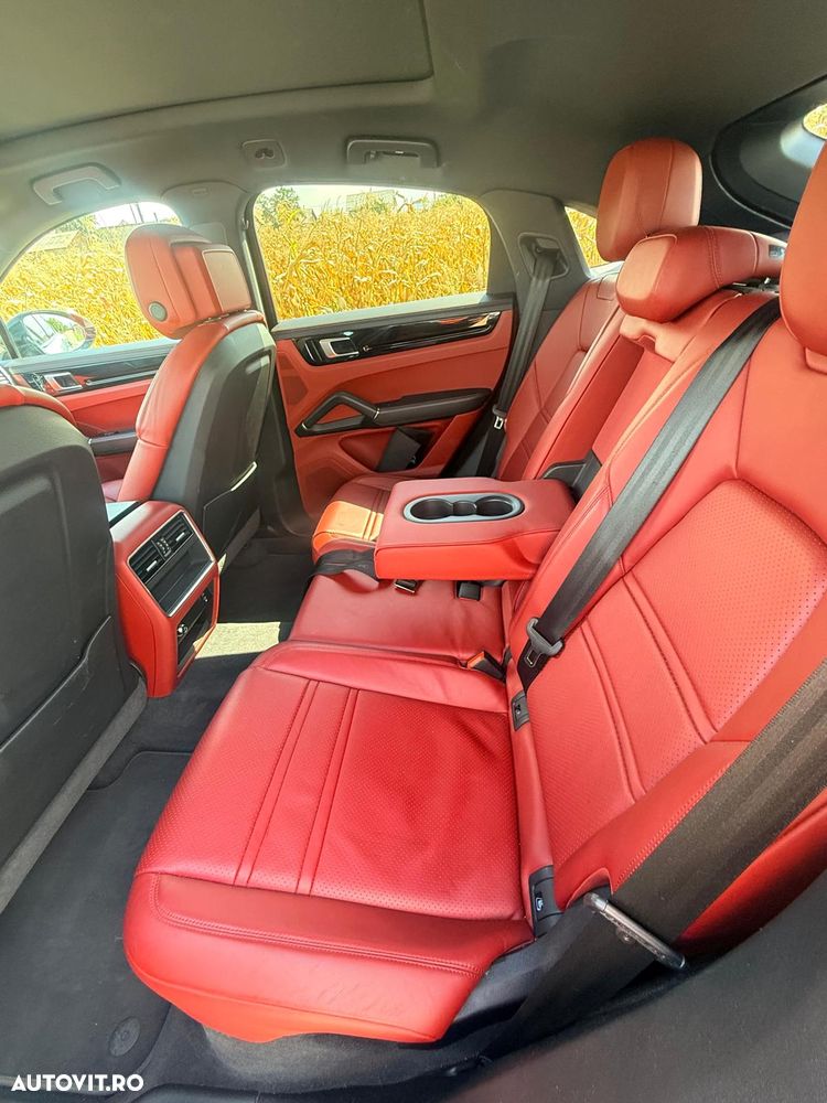 Porsche Cayenne Tiptronic S - 4