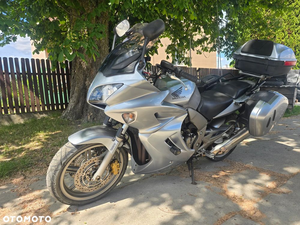 Honda CBF - 6