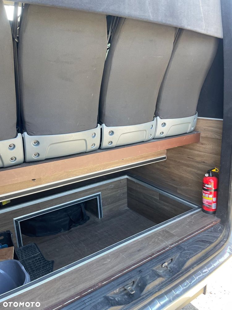 Mercedes-Benz Sprinter 519 907 - 18