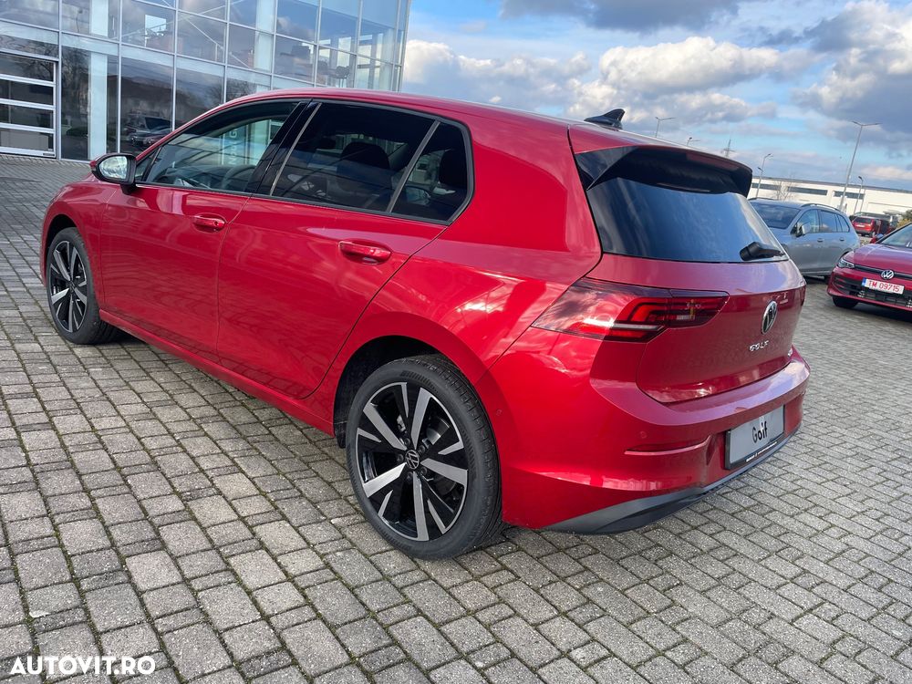 Volkswagen Golf 1.5 eTSI DSG MHEV Life - 4