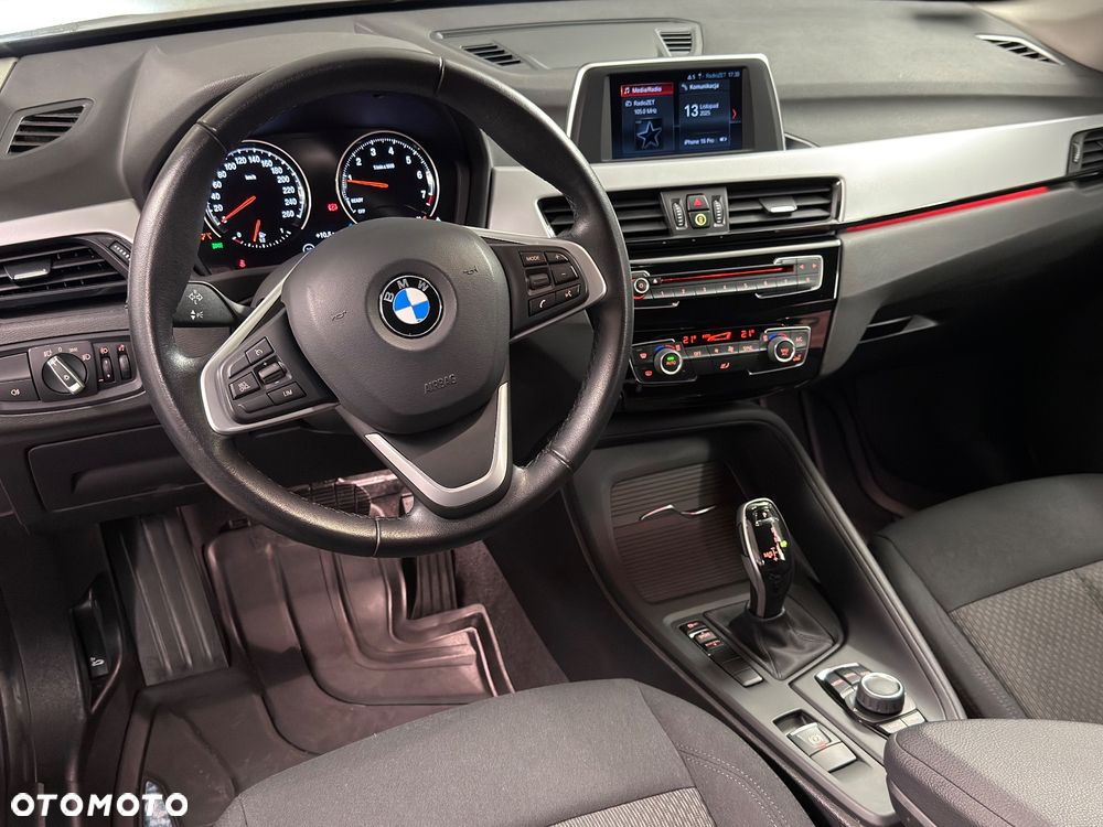 BMW X1 sDrive18i - 9