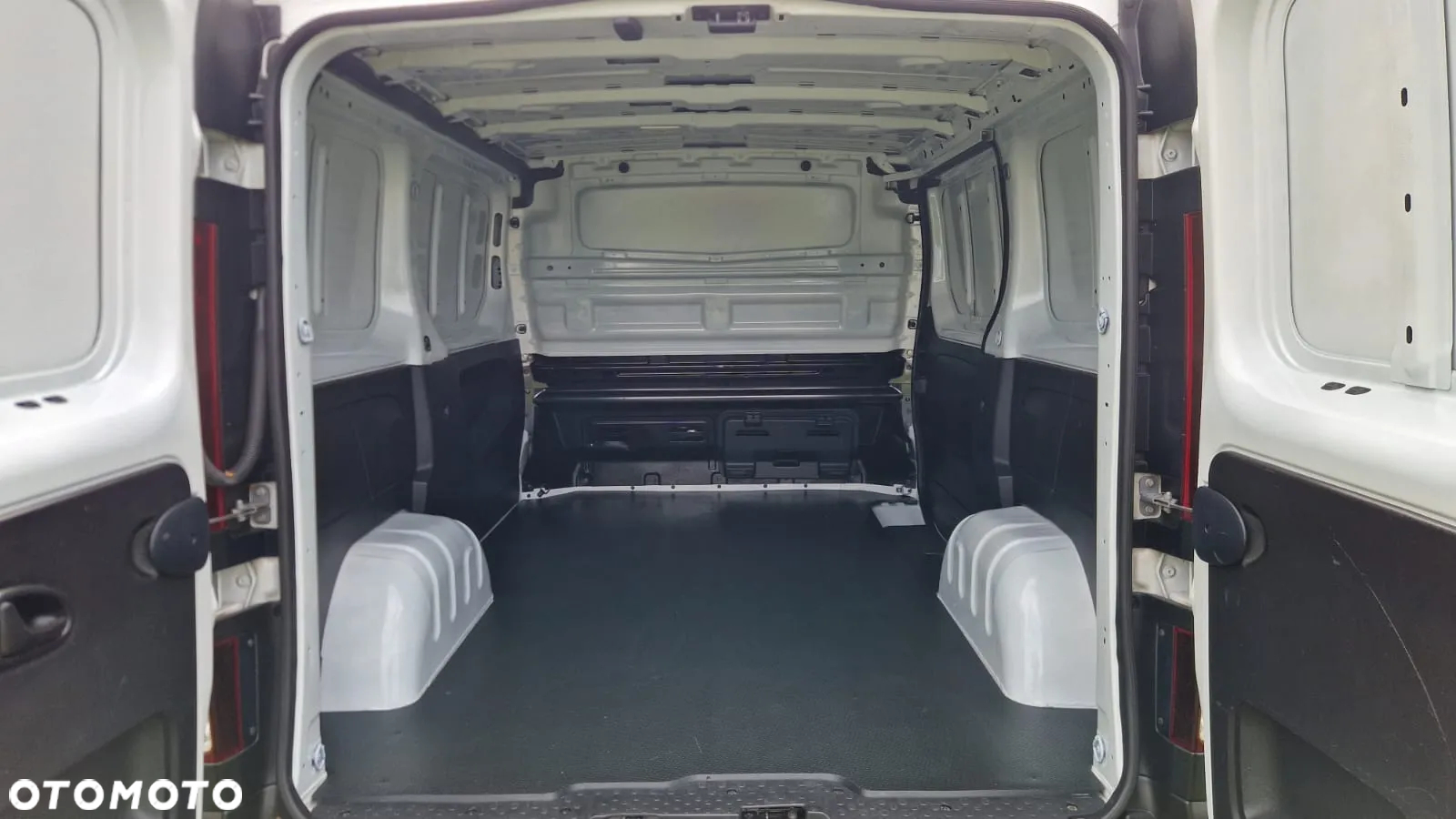 Renault Trafic - 24