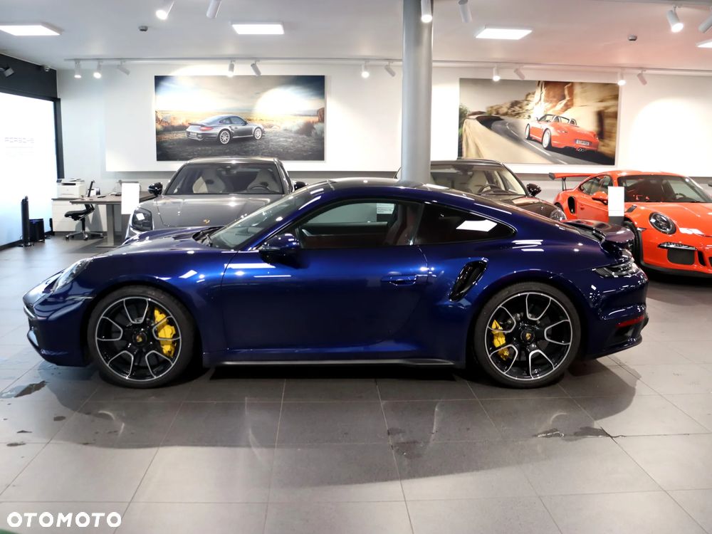 Porsche 911 Carrera Turbo S - 2