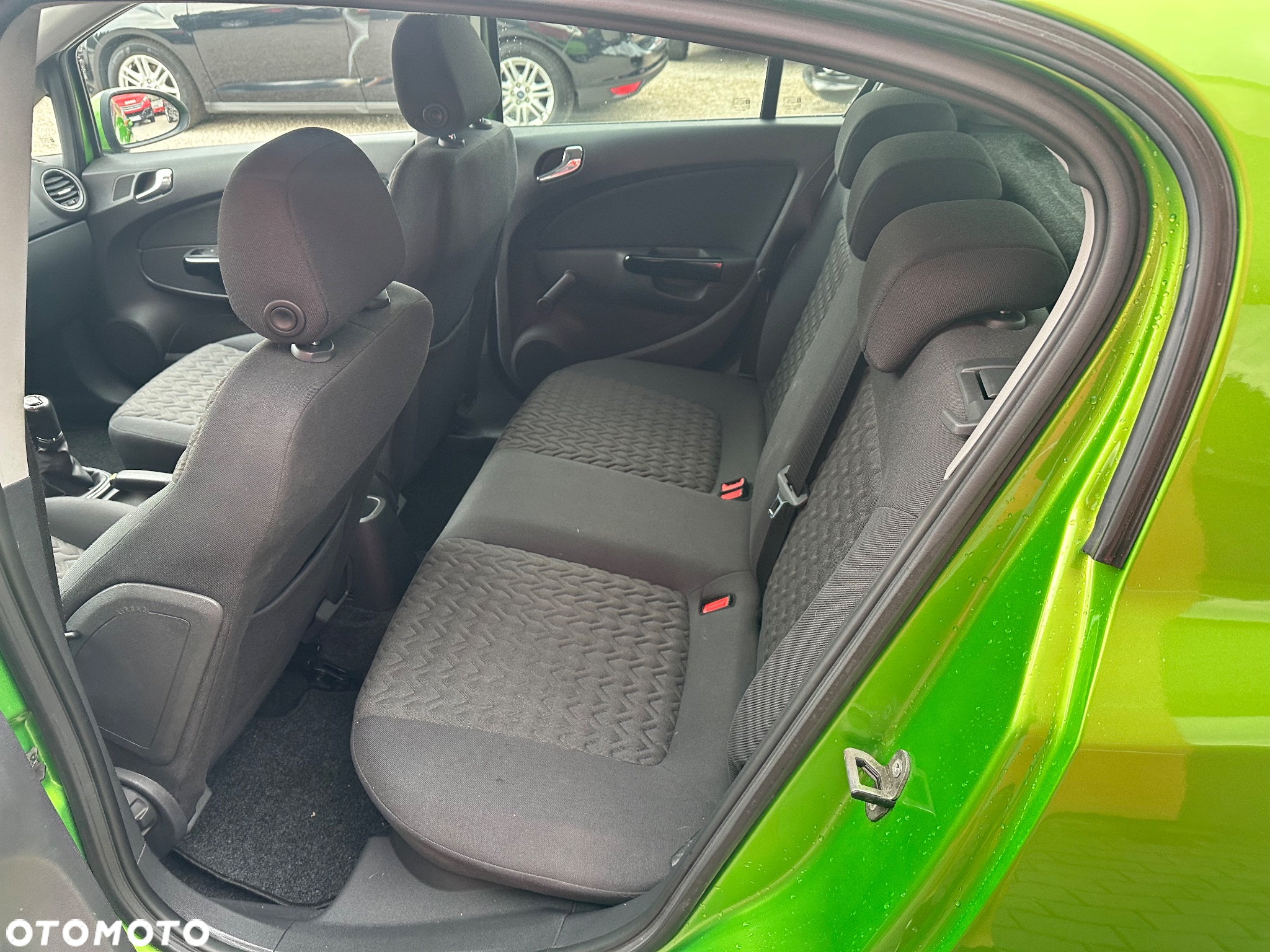 Opel Corsa 1.4 16V Active - 20