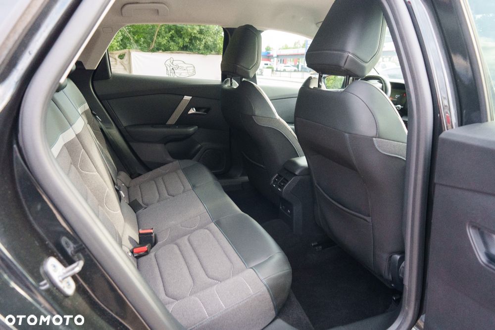 Citroën C4 BlueHDi 130 Stop&Start EAT8 FEEL PACK - 25
