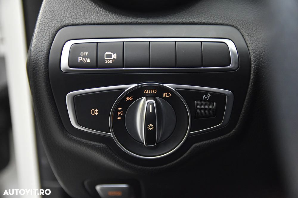 Mercedes-Benz C 400 4MATIC 9G-TRONIC AMG Line - 15