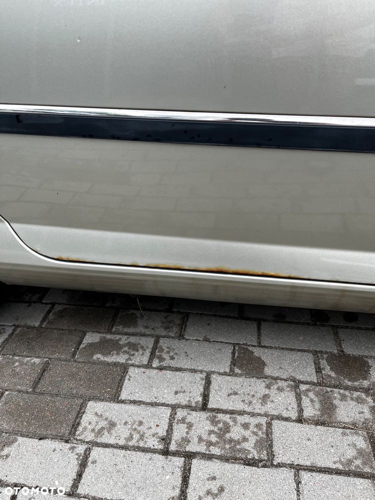 Peugeot 407 - 9