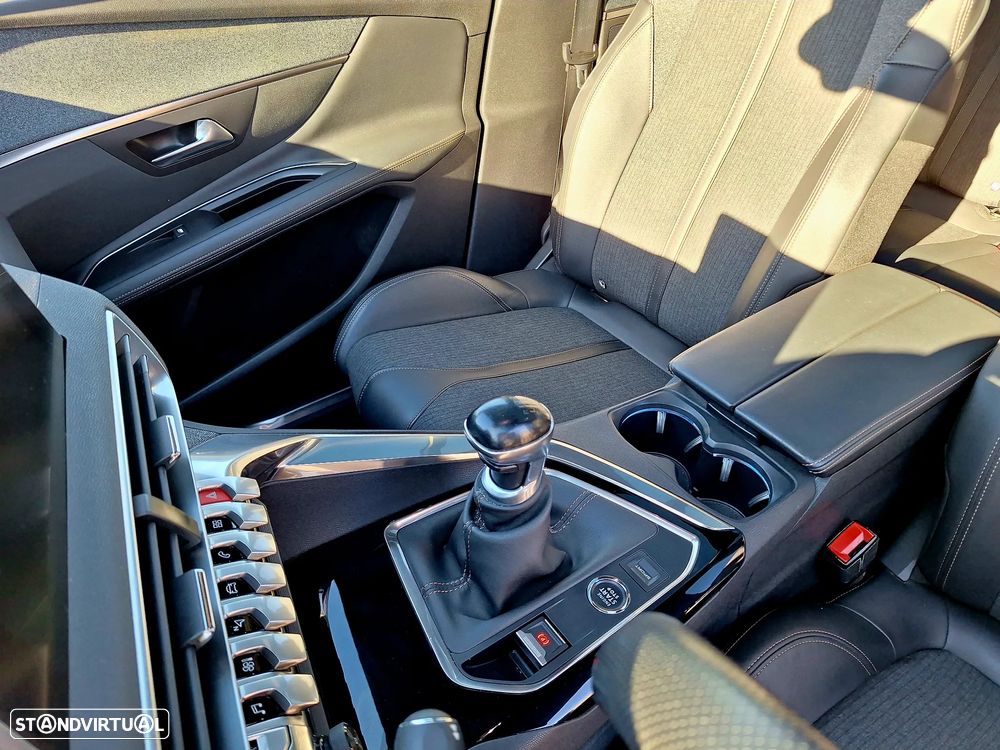 Peugeot 3008 1.2 PureTech GT Line - 12