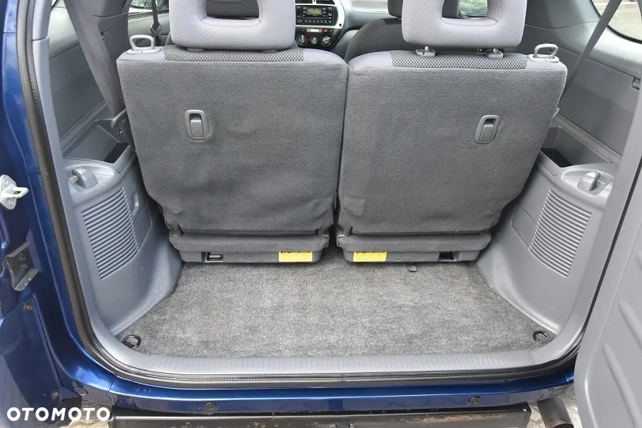 Toyota RAV4 2.0 VVT-i Sol - 22