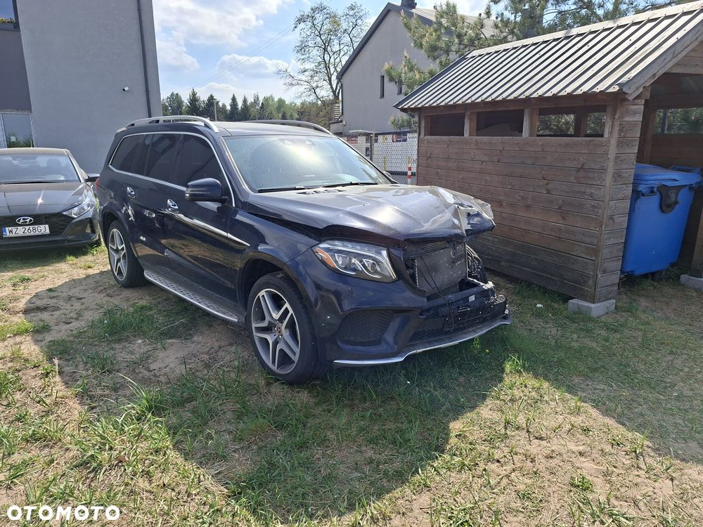 Mercedes-Benz GLS - 16