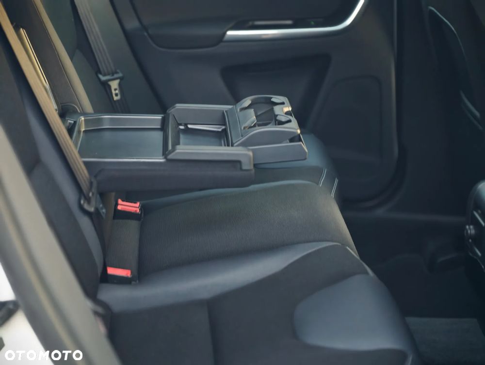 Volvo XC 60 D4 Kinetic - 13