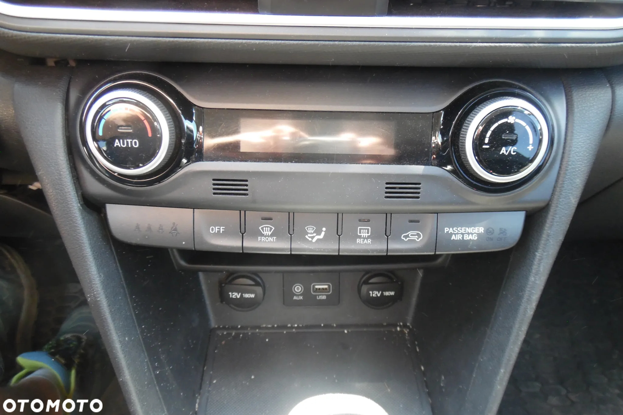 Hyundai Kona - 15