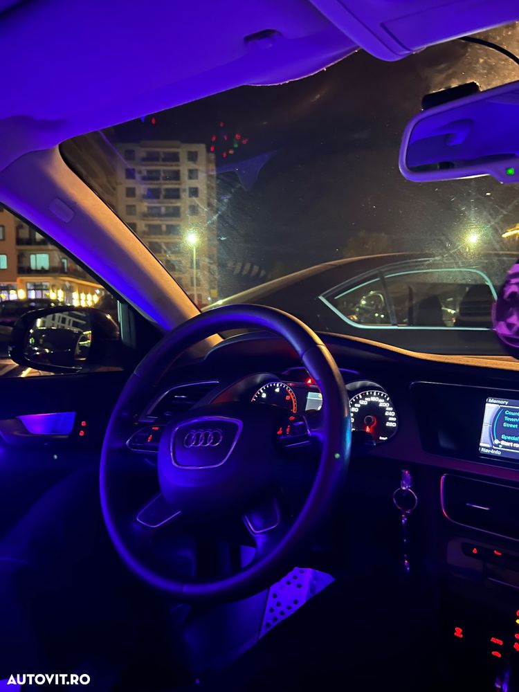 Audi A4 Limuzina 2.0 TDI Multitronic - 30