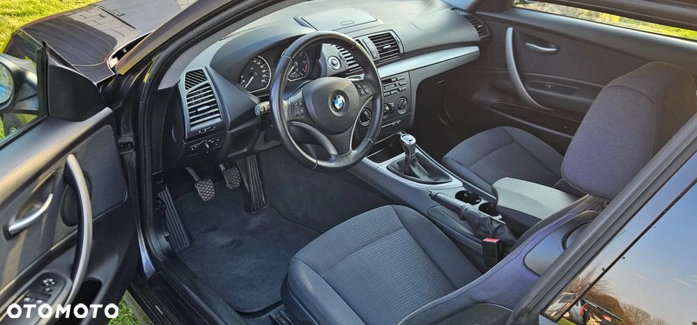 BMW Seria 1 116i - 10