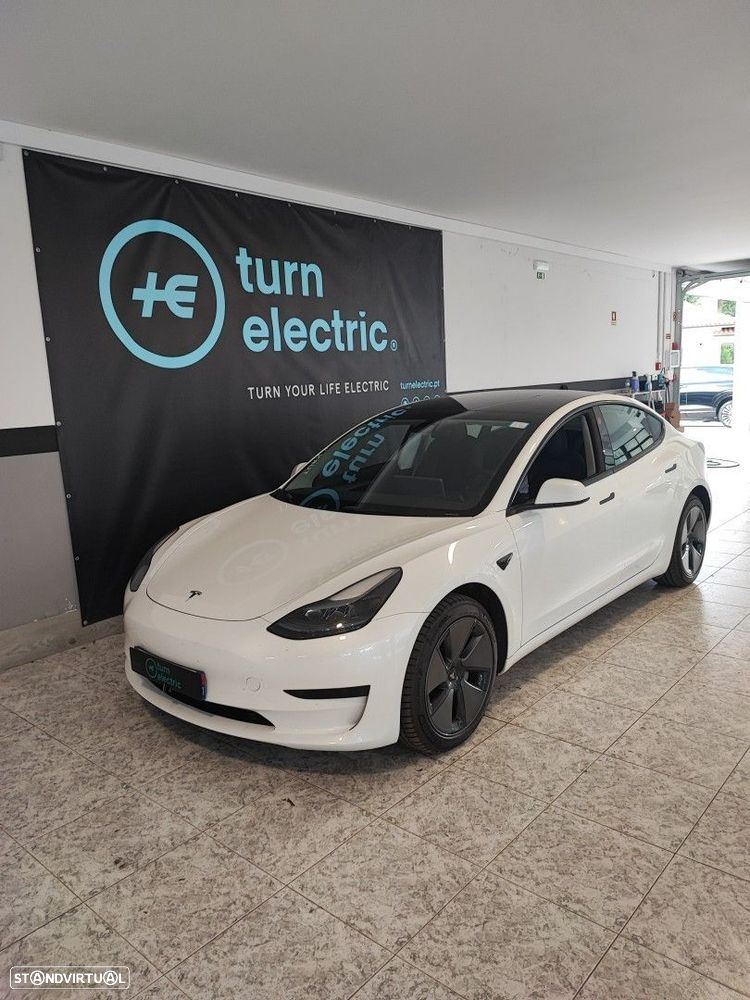 Tesla Model 3 Standard Range Plus RWD - 2
