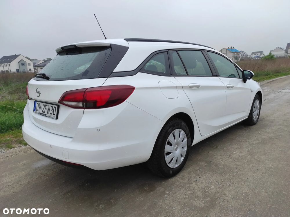 Opel Astra 1.4 T GPF Enjoy - 4