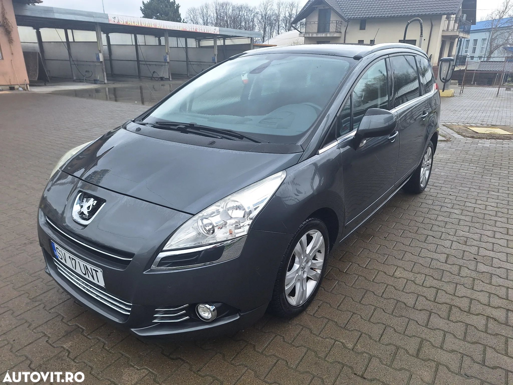 Peugeot 5008 - 1