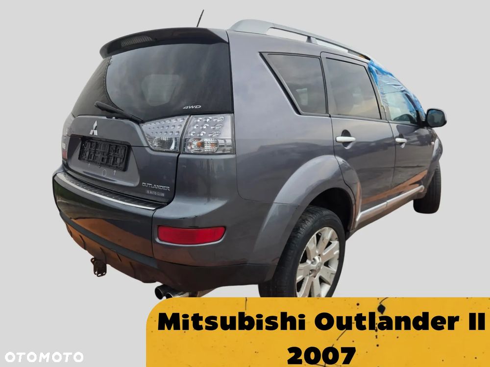 Mitsubishi Outlander II 2007 Silnik: 2.0 DID (BSY) 140 KM (103 kW) A39 Na części silnik, drzwi, zderzak, klapa bagażnika, lampa - 1