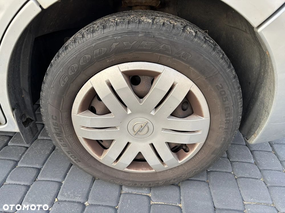 Opel Vivaro - 19
