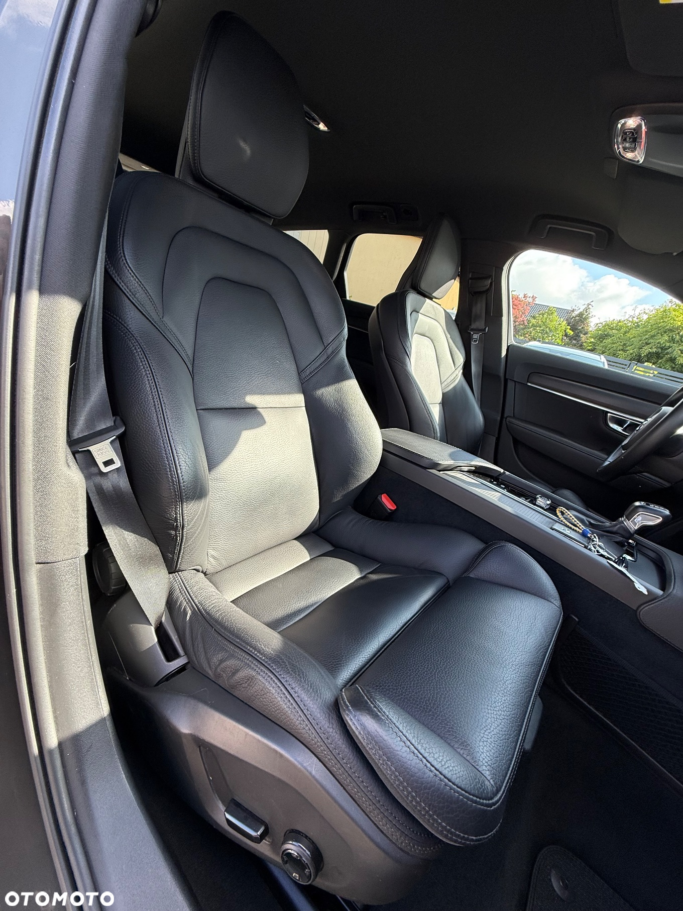 Volvo V90 Cross Country D4 AWD Geartronic Pro - 14