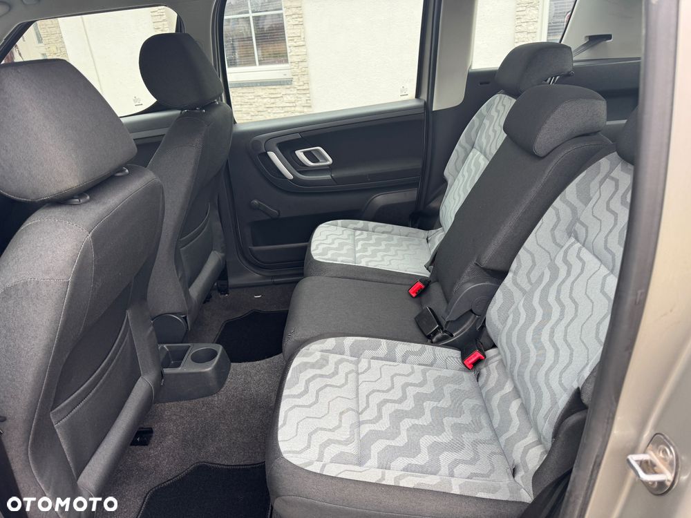 Skoda Roomster 1.2 Active PLUS EDITION - 9