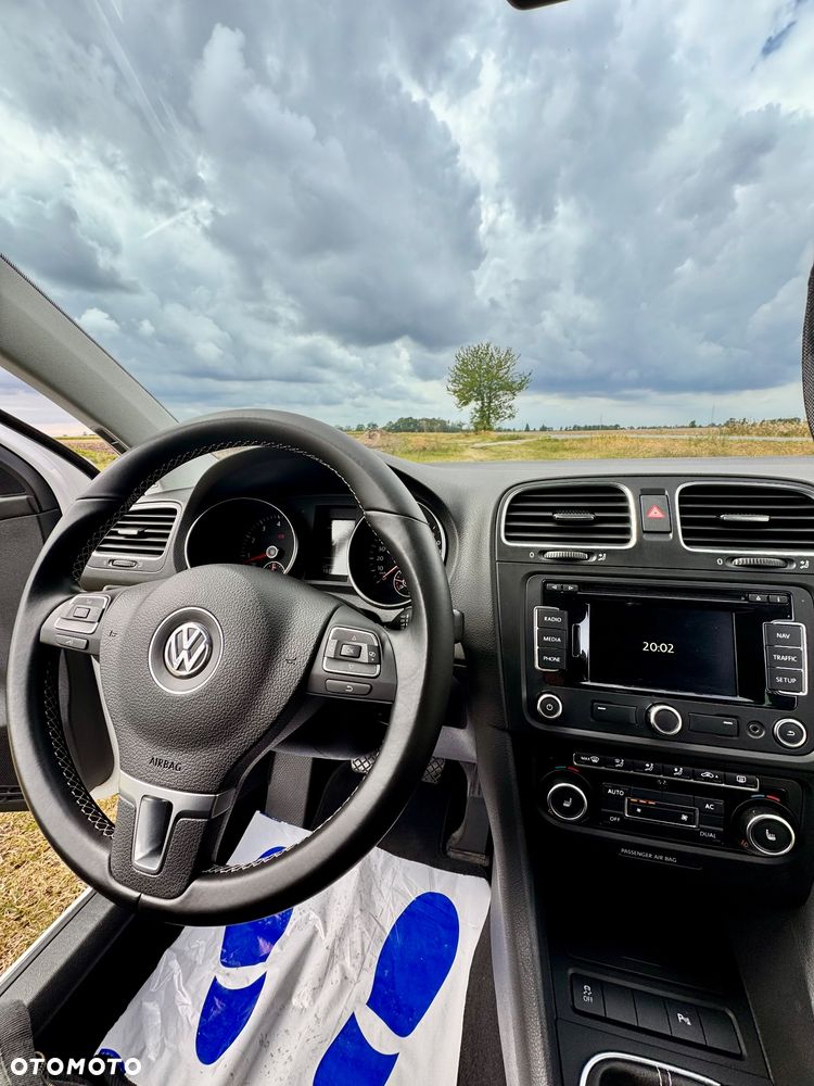 Volkswagen Golf - 18