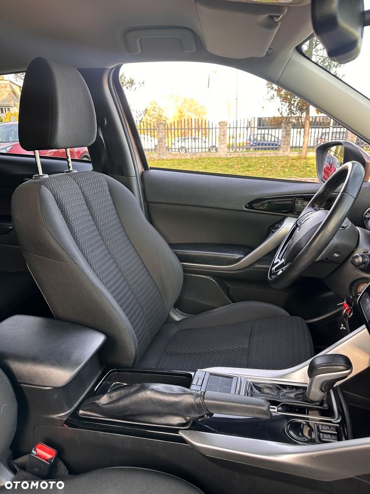 Mitsubishi Eclipse Cross 1.5 T GPF Inbusiness CVT - 22