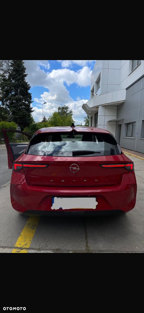 Opel Astra 1.2 T Elegance S&S - 9