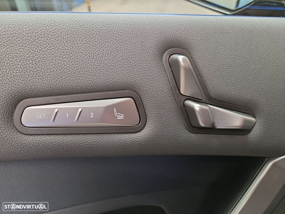 BMW iX xDrive 45 Pack Desportivo Pro - 15