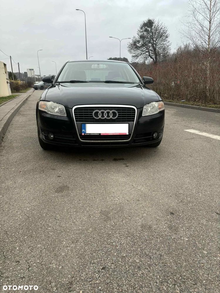 Audi A4 Limousine - 2