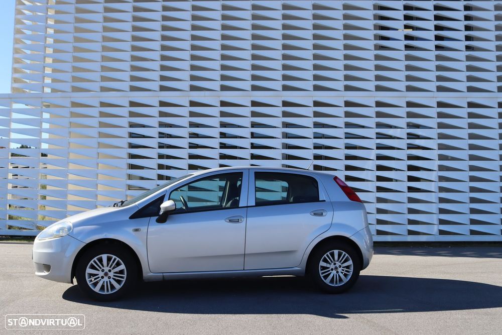 Fiat Grande Punto 1.3 M-Jet Free J15 - 17