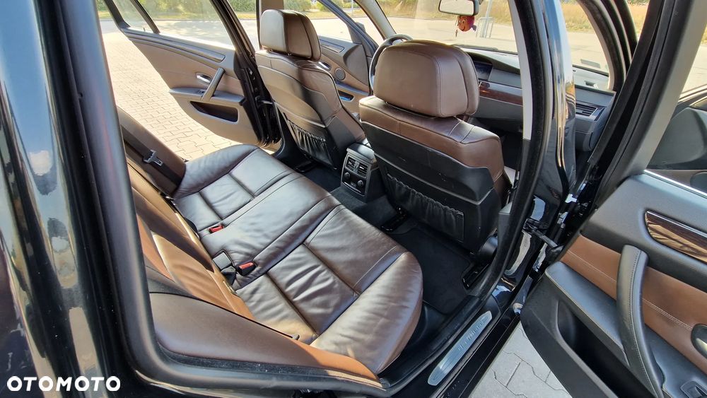 BMW Seria 5 535d Edition Exclusive - 15