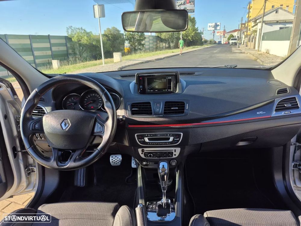 Renault Mégane Sport Tourer - 18