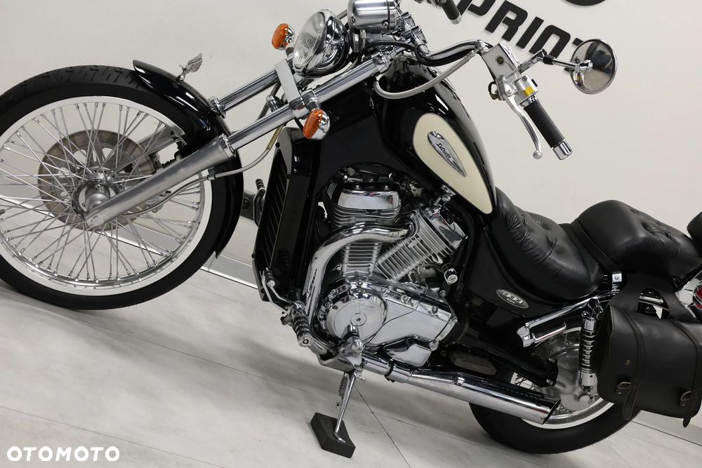 Suzuki VS - 15
