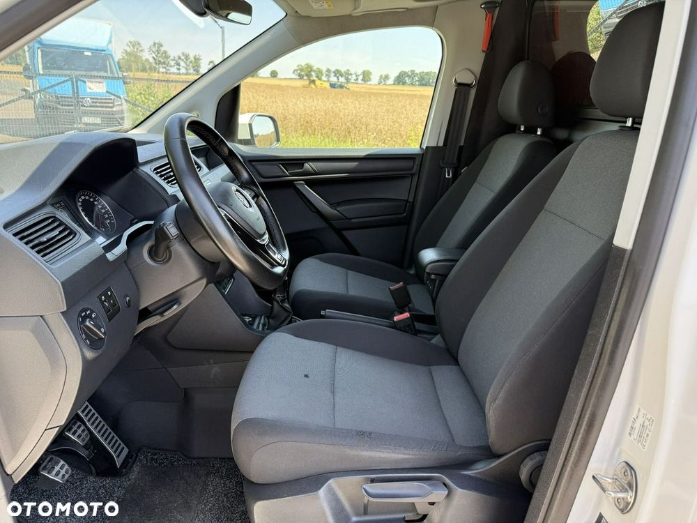 Volkswagen Caddy - 31