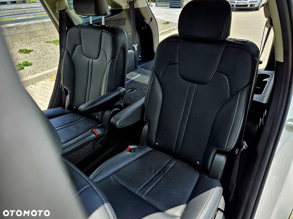 Kia Sorento - 15