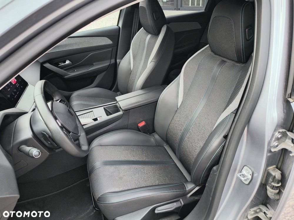 Peugeot 308 SW 1.2 PureTech GPF Allure S&S EAT8 - 9