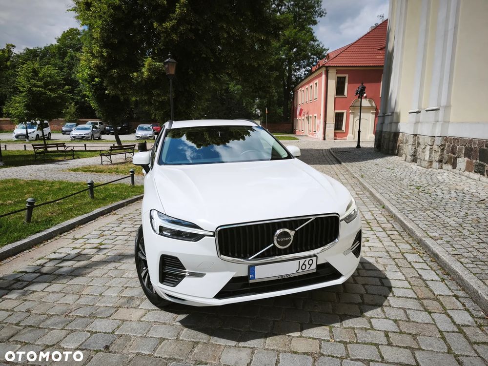 Volvo XC 60 B4 B Momentum Pro - 27