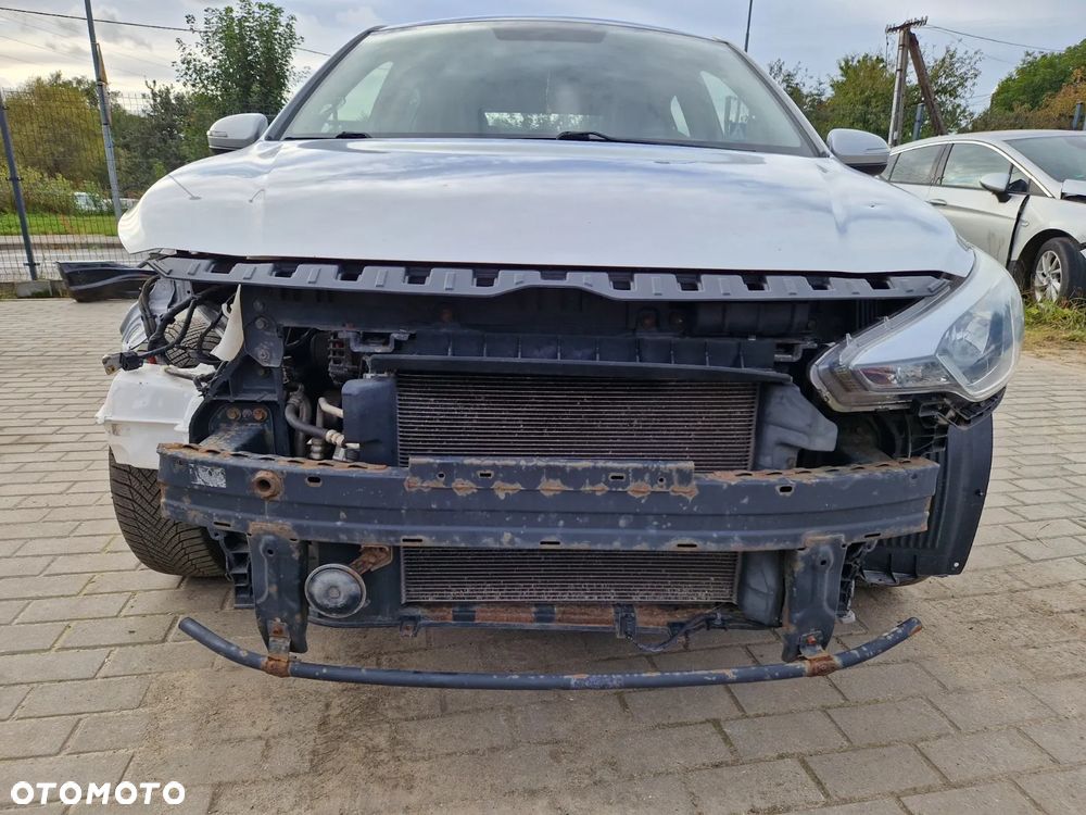 Hyundai i20 - 7
