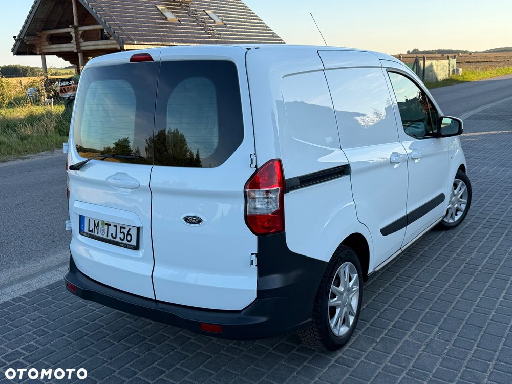 Ford Transit Courier - 5